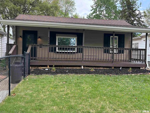 524 ROSEHILL Avenue, Springfield, IL 62704