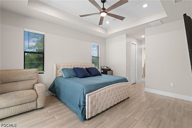 2711 18th ST W, Lehigh Acres, FL 33971