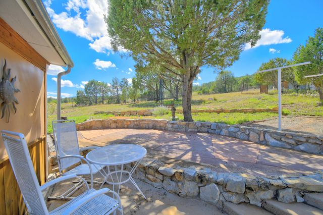 49 El Cedro Road Road, Tijeras, NM 87059