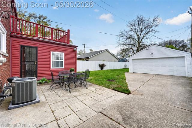3956 Harvard Road, Detroit, MI 48224