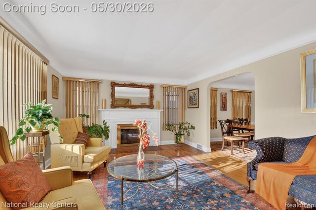 3956 Harvard Road, Detroit, MI 48224