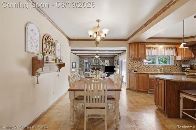6834 Cronin Drive, Dearborn Heights, MI 48127