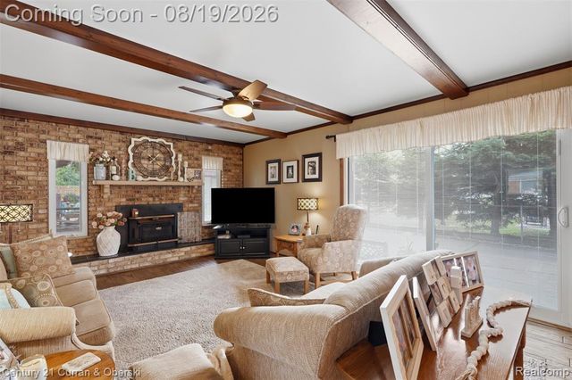 6834 Cronin Drive, Dearborn Heights, MI 48127