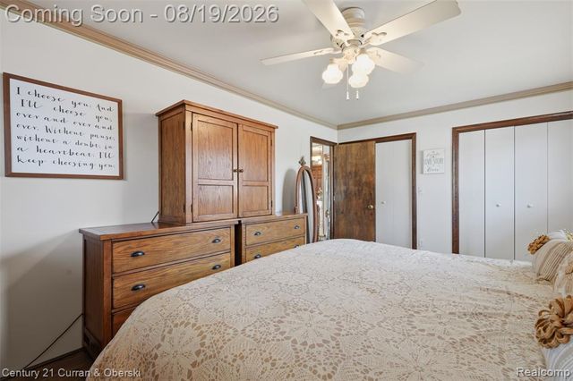 6834 Cronin Drive, Dearborn Heights, MI 48127
