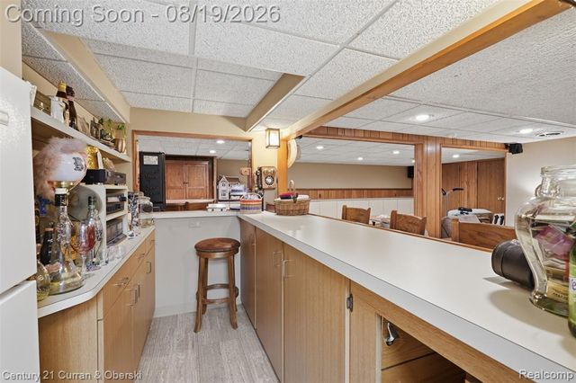 6834 Cronin Drive, Dearborn Heights, MI 48127