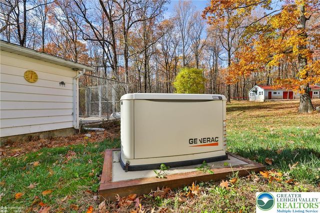 9160 Furnace Road, Washington Twp, PA 18080