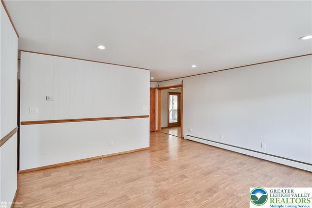 9160 Furnace Road, Washington Twp, PA 18080