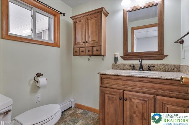 9160 Furnace Road, Washington Twp, PA 18080