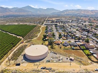 2016 SAN Bernardino Avenue, Mentone, CA 92359