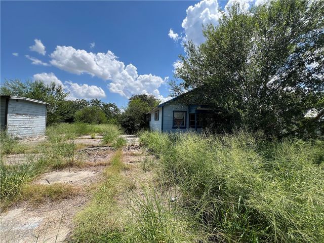 501 W Ella Ave, Kingsville, TX 78363