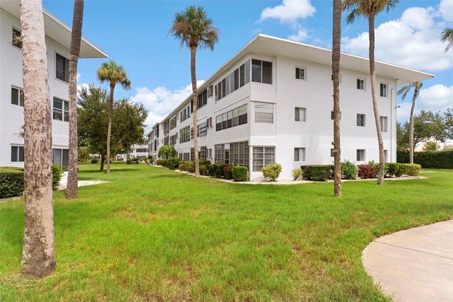 11251 80TH AVENUE 307, Seminole, FL 33772