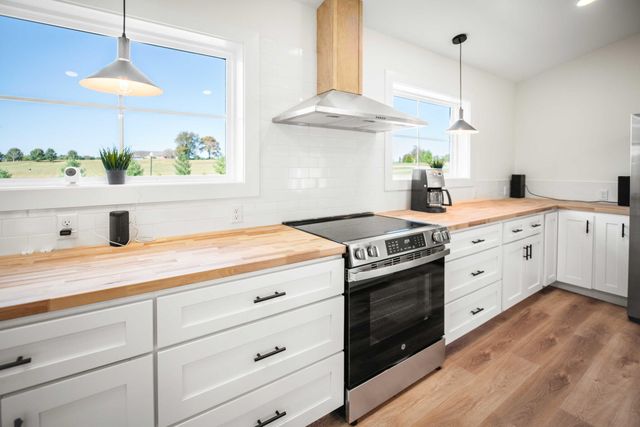 186 Lily Creek Resort Road, Jamestown, KY 42629