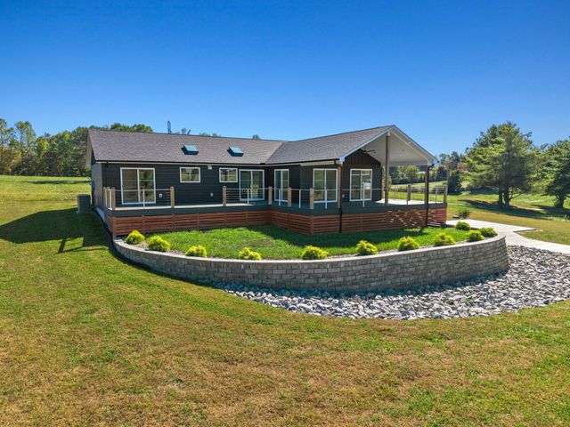 186 Lily Creek Resort Road, Jamestown, KY 42629