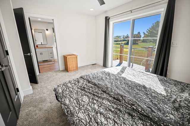 186 Lily Creek Resort Road, Jamestown, KY 42629