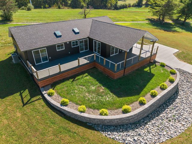 186 Lily Creek Resort Road, Jamestown, KY 42629