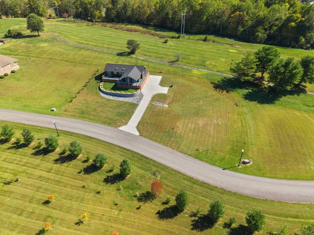 186 Lily Creek Resort Road, Jamestown, KY 42629