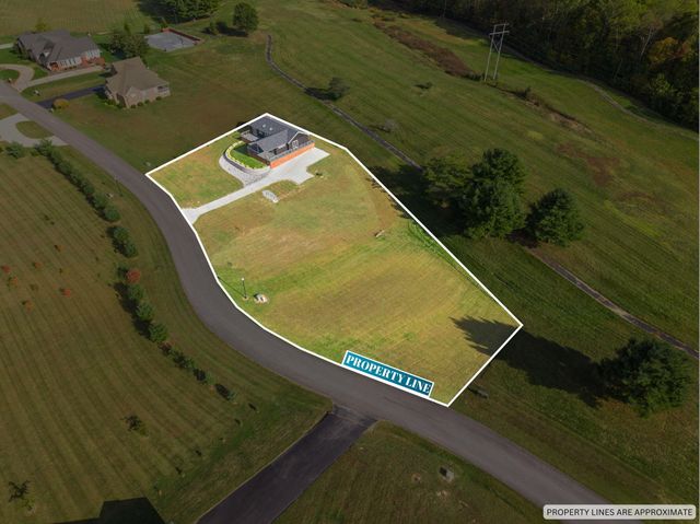 186 Lily Creek Resort Road, Jamestown, KY 42629