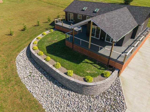 186 Lily Creek Resort Road, Jamestown, KY 42629