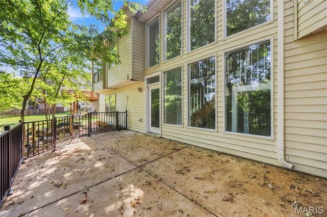 516 Wetherby Terrace Drive, Ballwin, MO 63021