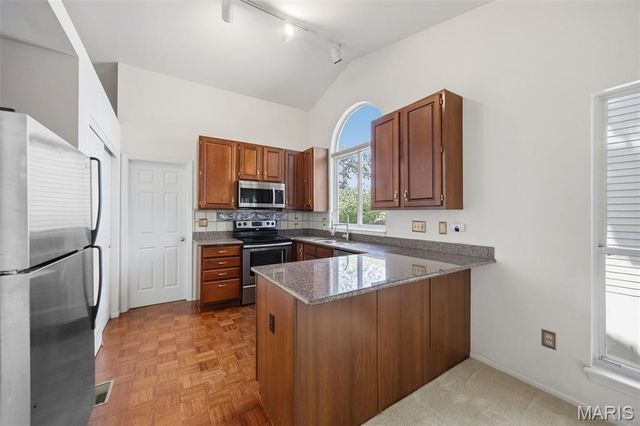 516 Wetherby Terrace Drive, Ballwin, MO 63021