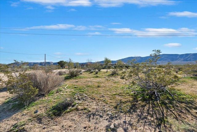 49133 Manzanita Drive, Landers, CA 92285