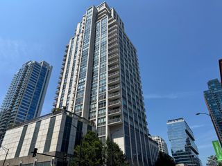 200 W Grand Avenue 1801, Chicago, IL 60654