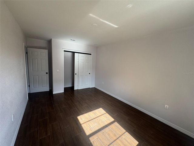 701 S OAKWOOD AVENUE, Brandon, FL 33511