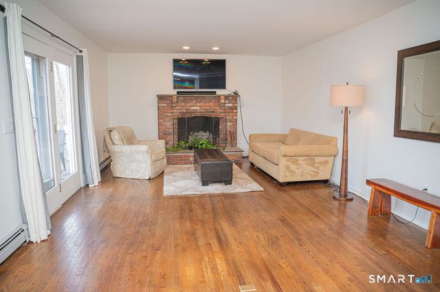 100 White Birch Drive, Guilford, CT 06437