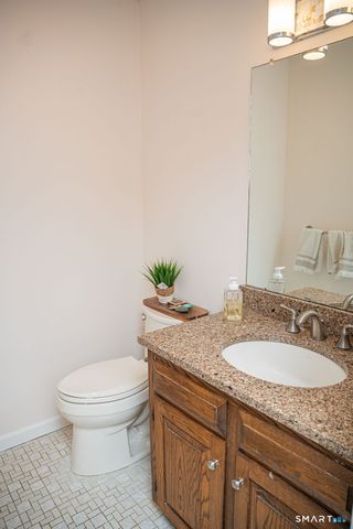 100 White Birch Drive, Guilford, CT 06437