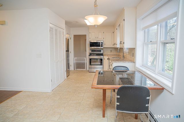 100 White Birch Drive, Guilford, CT 06437