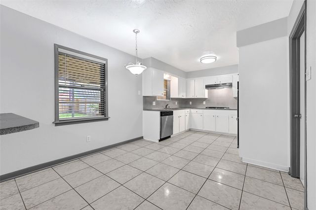 619 Rocky Mountain Drive, Houston, TX 77037