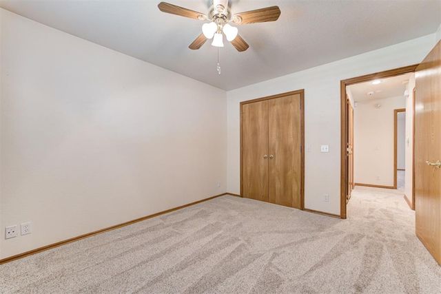 18401 Chestnut Oak Drive, Edmond, OK 73012