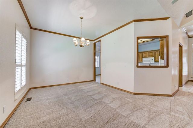 18401 Chestnut Oak Drive, Edmond, OK 73012