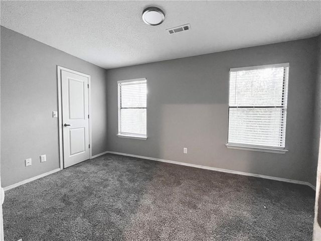 3250 N Kings Cross Road, Fayetteville, AR 72703