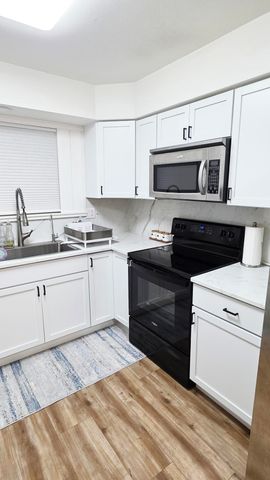 348 E Washington Street, Oronoko Twp, MI 49103