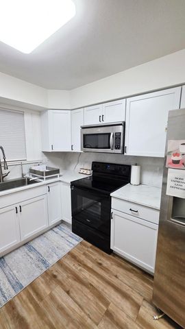 348 E Washington Street, Oronoko Twp, MI 49103