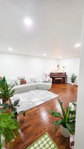 348 E Washington Street, Oronoko Twp, MI 49103