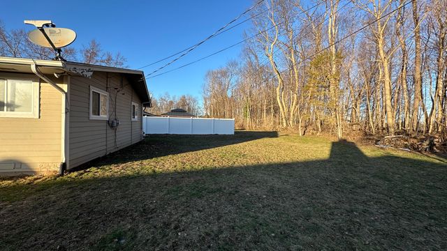 348 E Washington Street, Oronoko Twp, MI 49103