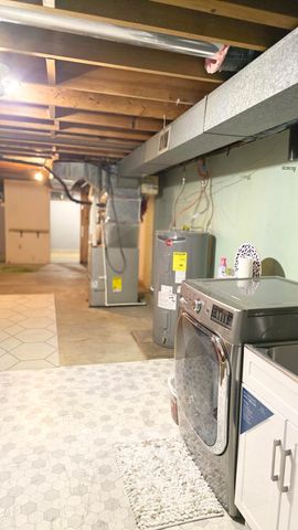 348 E Washington Street, Oronoko Twp, MI 49103