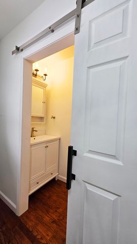 348 E Washington Street, Oronoko Twp, MI 49103