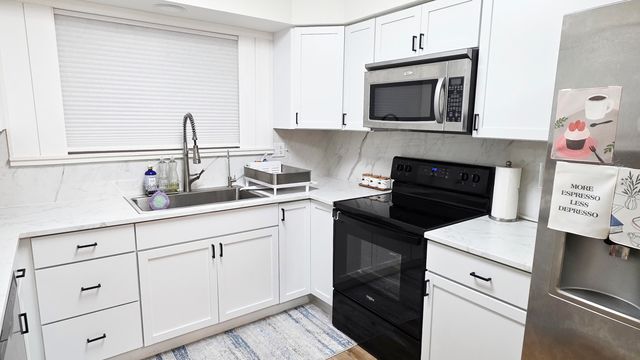 348 E Washington Street, Oronoko Twp, MI 49103