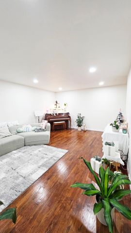 348 E Washington Street, Oronoko Twp, MI 49103