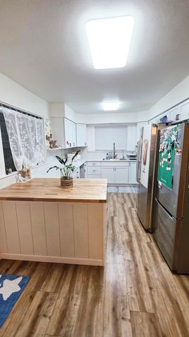 348 E Washington Street, Oronoko Twp, MI 49103