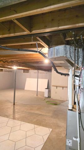 348 E Washington Street, Oronoko Twp, MI 49103