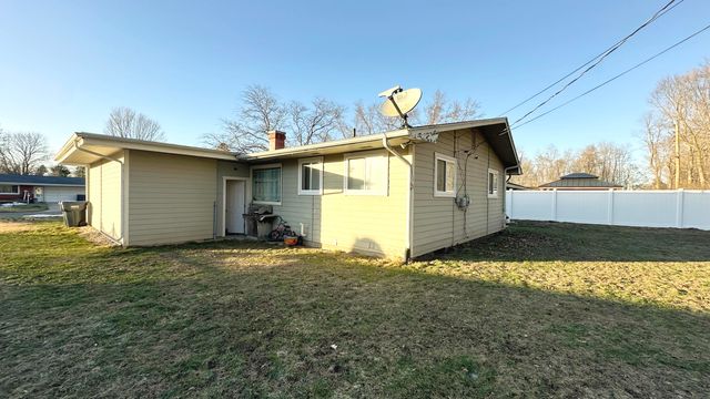 348 E Washington Street, Oronoko Twp, MI 49103