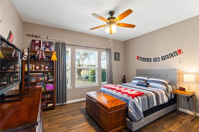 1910 Overland Trai, Corpus Christi, TX 78410