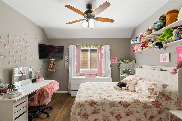 1910 Overland Trai, Corpus Christi, TX 78410