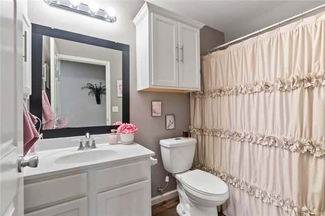 1910 Overland Trai, Corpus Christi, TX 78410