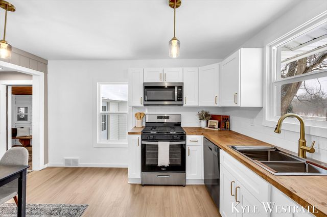 2282 Wilson Avenue Nw, City Of Walker, MI 49534