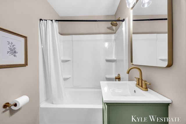 2282 Wilson Avenue Nw, City Of Walker, MI 49534